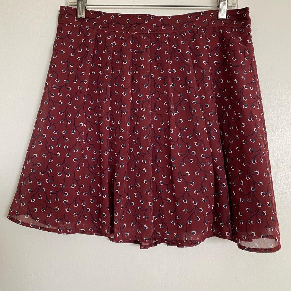 Maroon Old Navy floral skirt
